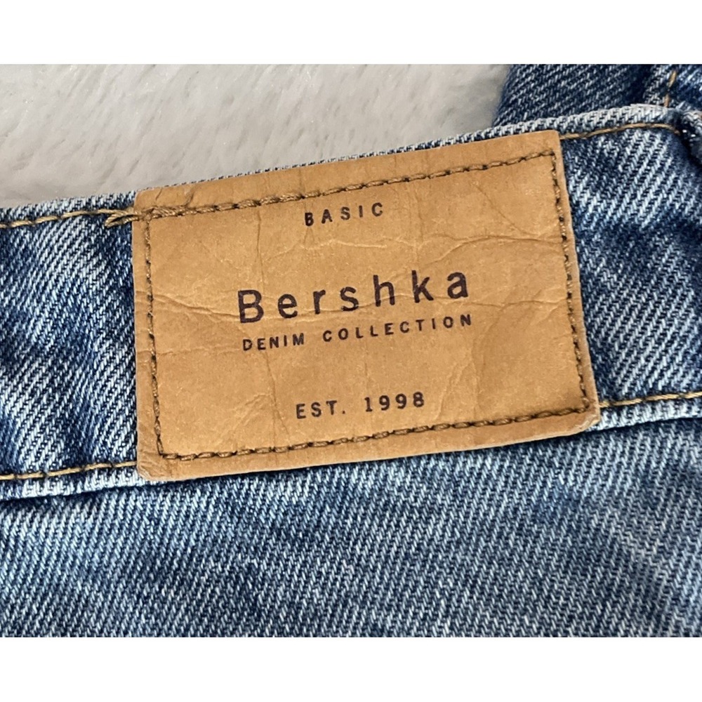 Bershka Women's Size 4 Straight Leg JeansLight‎ Blue High Rise Denim Tapered Hem - Picture 7 of 13